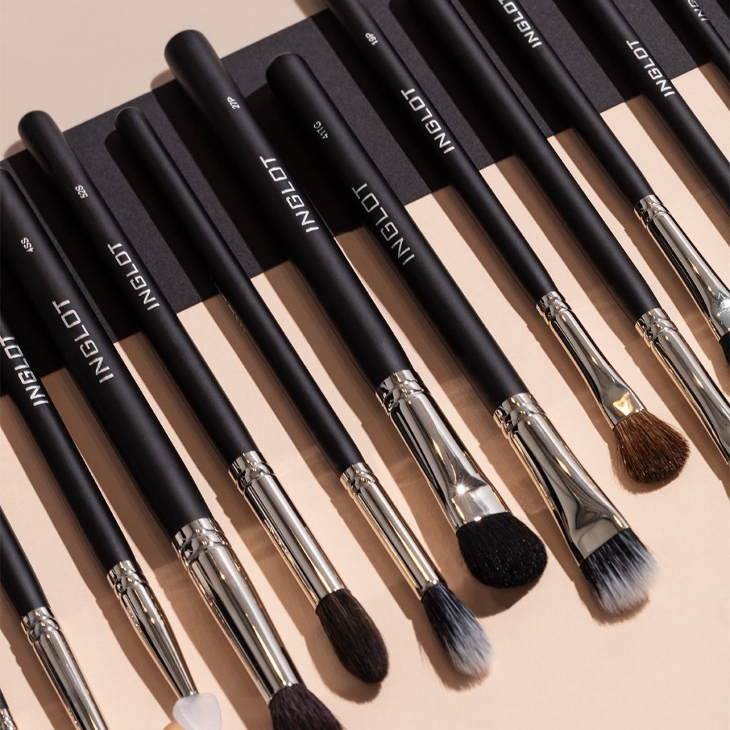 brushes brushes